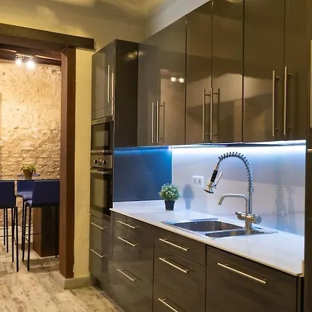 Nueva Casa Boutique En El Centro De *